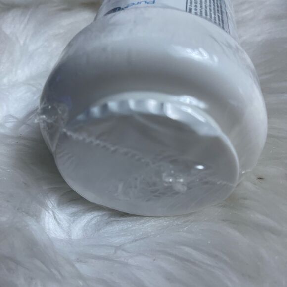 PureH2O Refrigerator Filter Model PH21100 new in box with plastic wrap - Picture 6 of 7